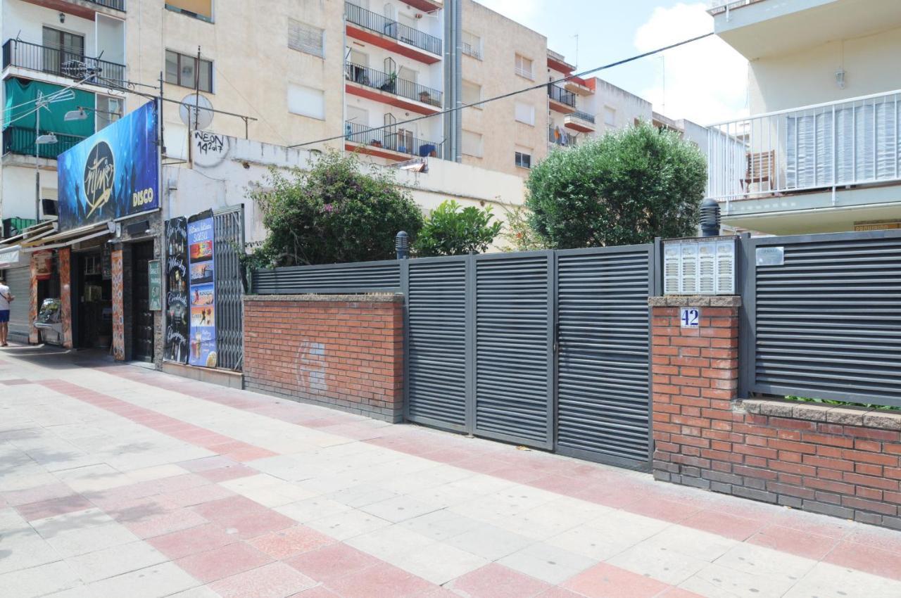 Homeholidaysrentals Lorraine Malgrat de Mar Exterior foto